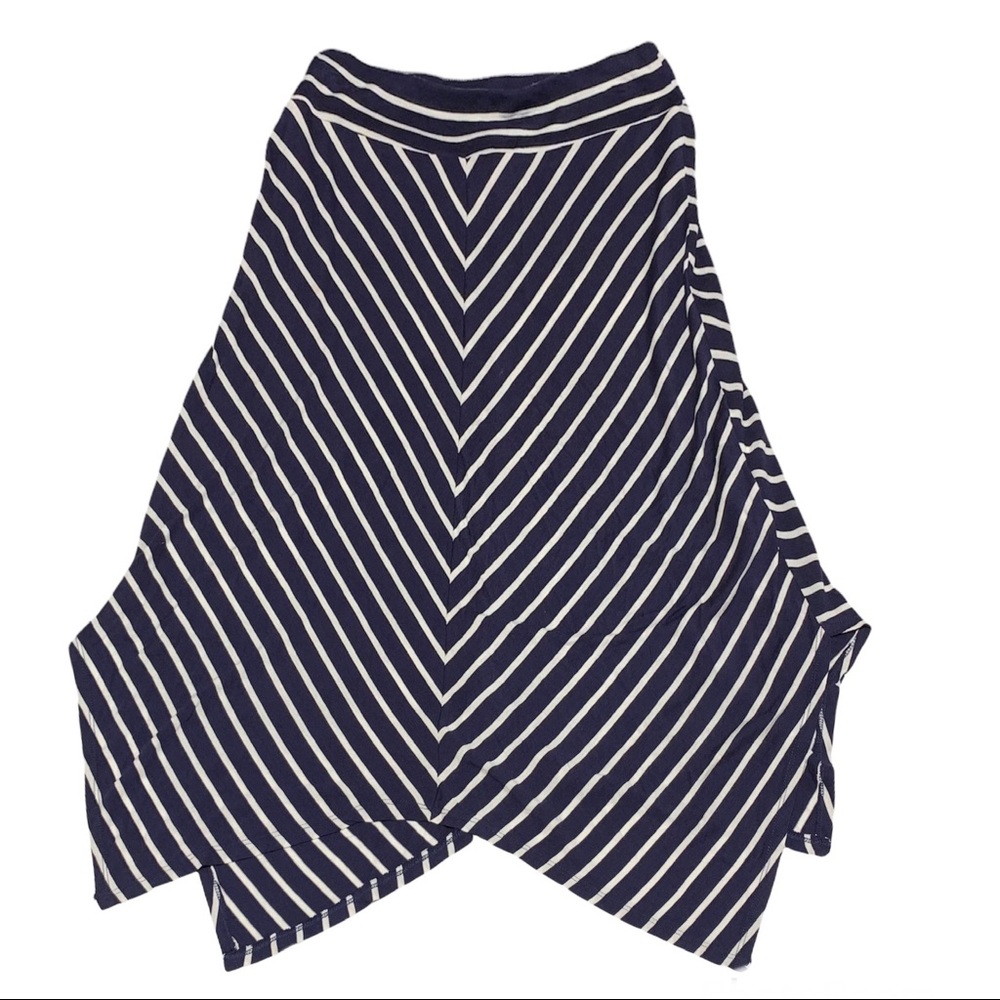 Joe Fresh asymmetrical skirt (size XS)